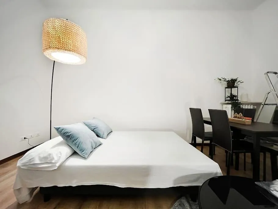 20 Min Duomo *Design Apartment* Milán Apartamento